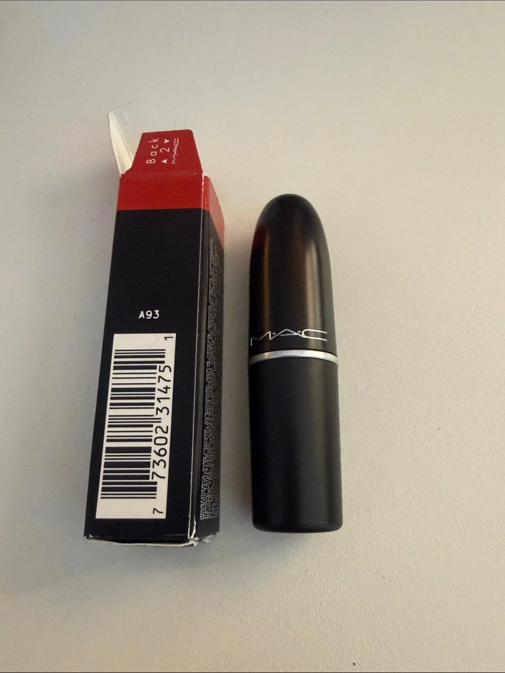 MAC Cosmetics Retro Matte Lipstick - Relentlessly Red